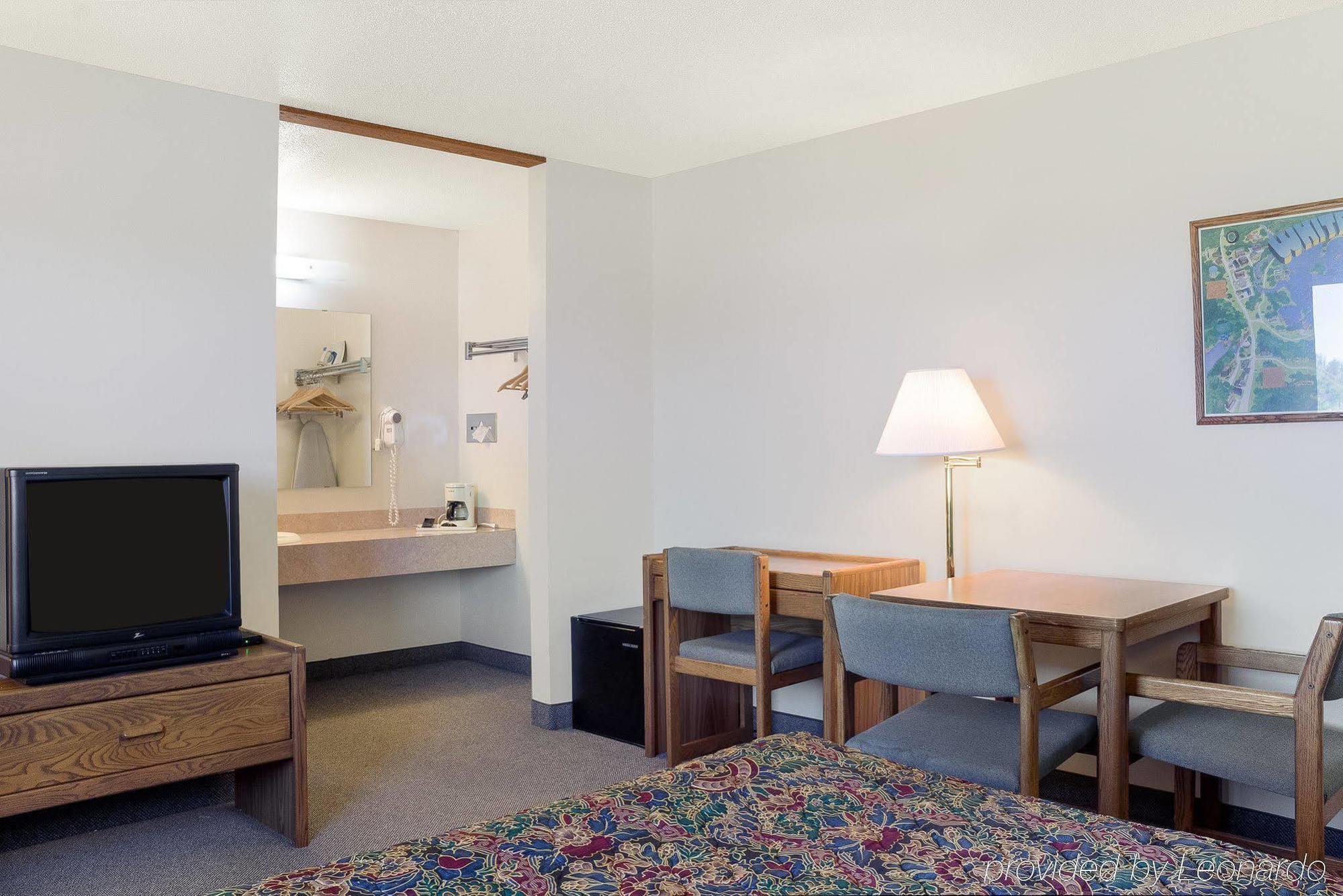 Rodeway Inn Pine River Buitenkant foto
